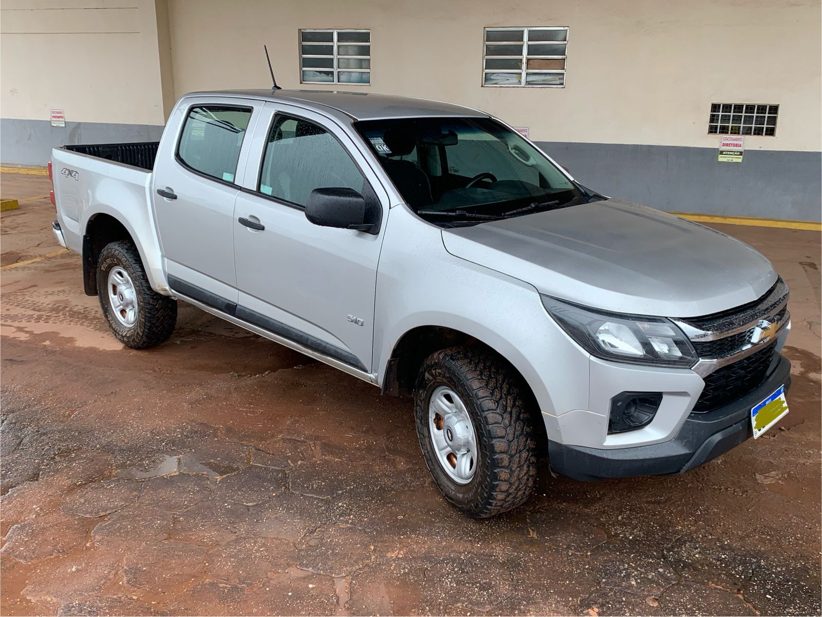 Chevrolet S10 cabine dupla usada 2023